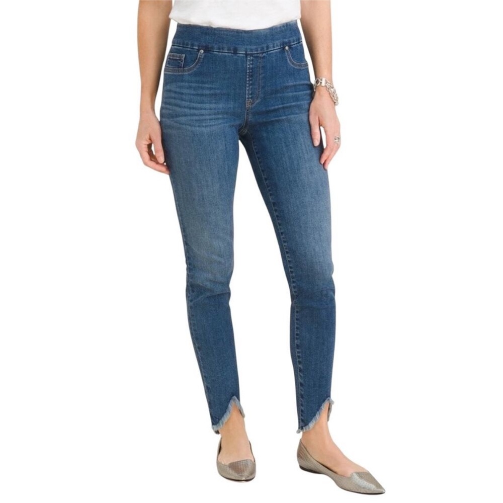 Chico's Pull on Slimming Jegging Womens Sz 8R
Ankle Jeans Raw Tulip Frayed Hem